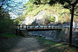 下を流れる川の名前は男垂川（垂は、正確には土偏がつきます）
