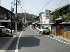 石部宿～昔ながらの街並みが見られる落ち着いた街です